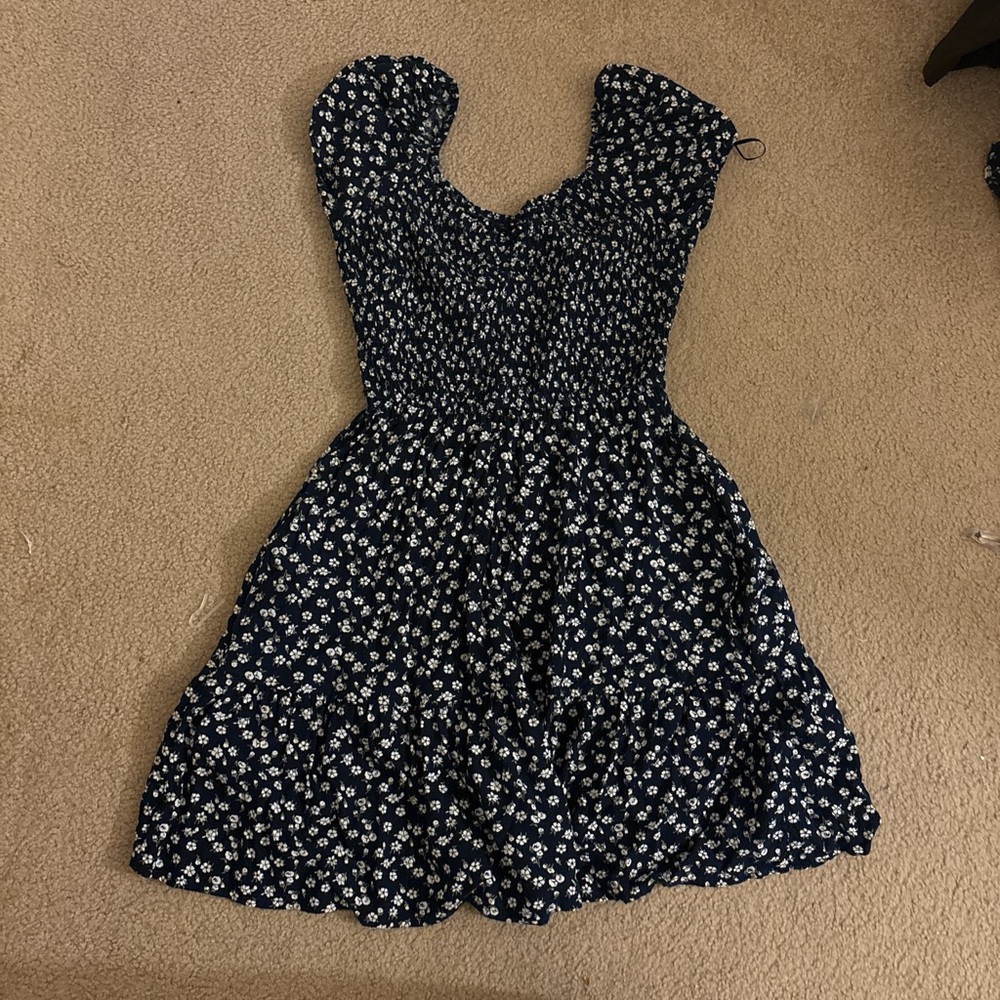 Hollister Floral Navy Blue Dress with pockets